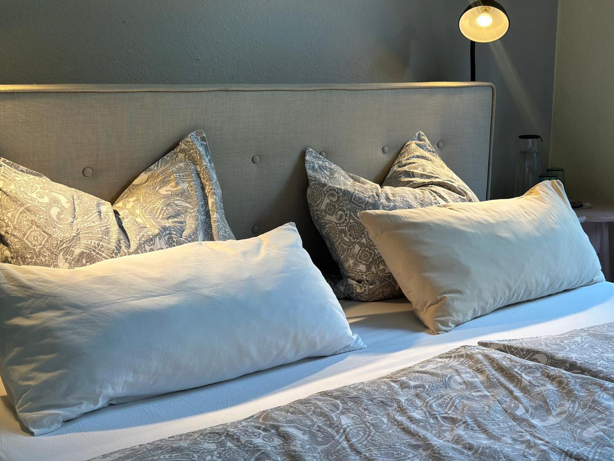 Altes Pastorat Bed & Breakfast Barmstedt Bagian luar foto
