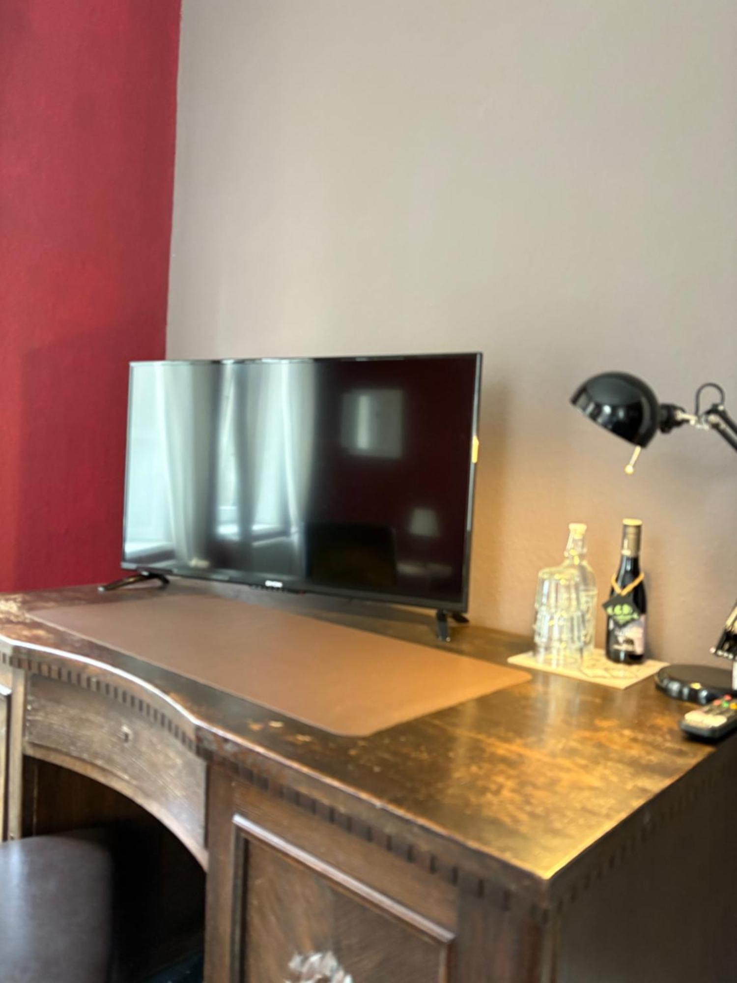 Altes Pastorat Bed & Breakfast Barmstedt Bagian luar foto