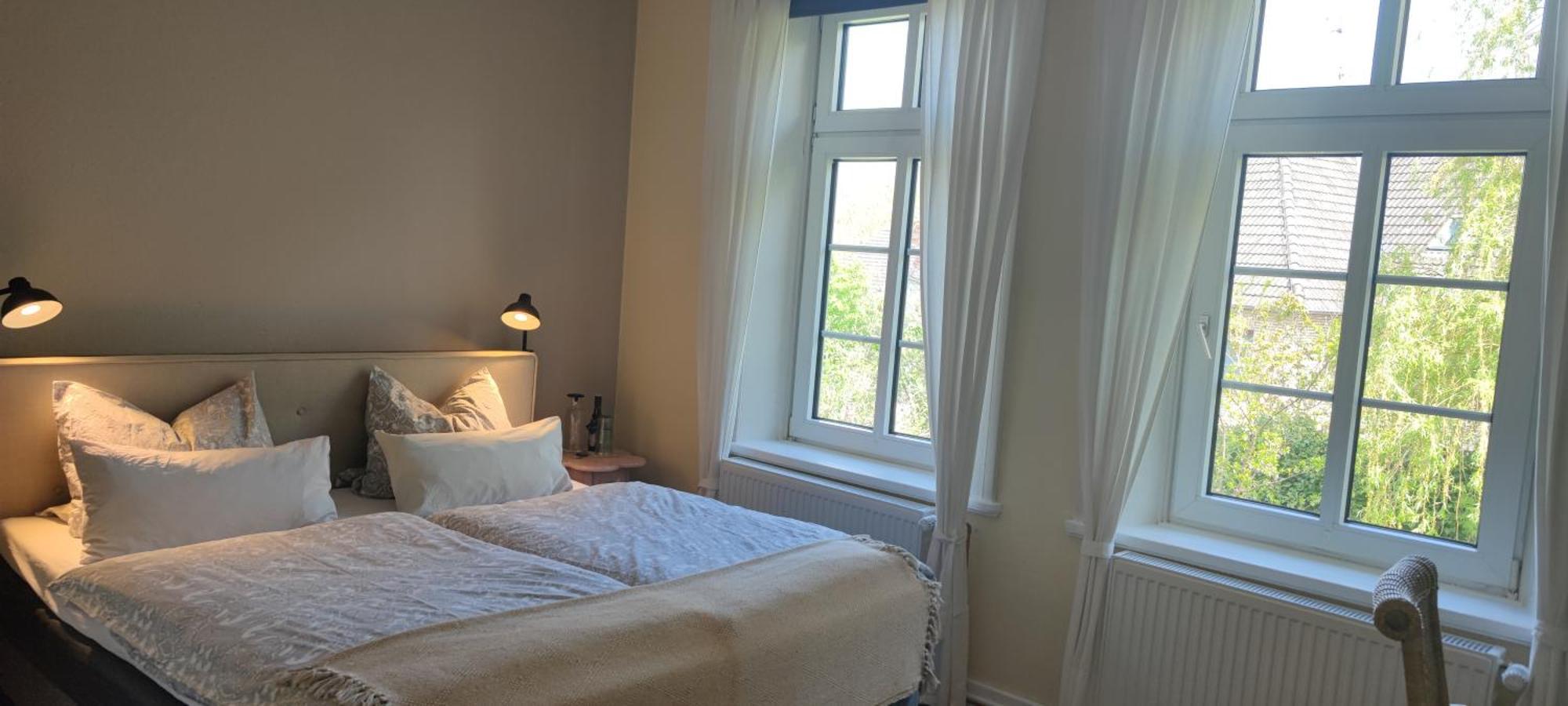 Altes Pastorat Bed & Breakfast Barmstedt Bagian luar foto